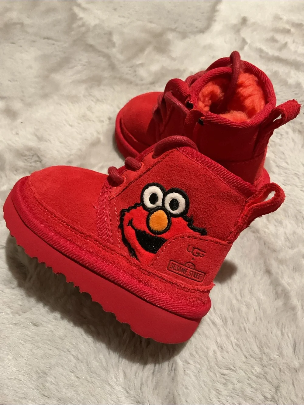 NWOB UGG x Sesame Street Elmo Neumel II Boots Red